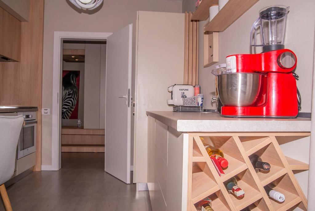 Anda Apartment Мамая Екстериор снимка